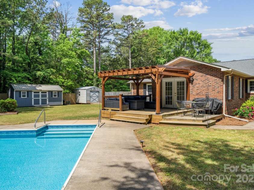 1753 Elmwood Drive, Rock Hill, SC 29730.  MLS# CAR4257327, YatesRealty ID 13927. 