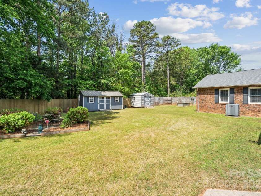 1753 Elmwood Drive, Rock Hill, SC 29730.  MLS# CAR4257327, YatesRealty ID 13927. 