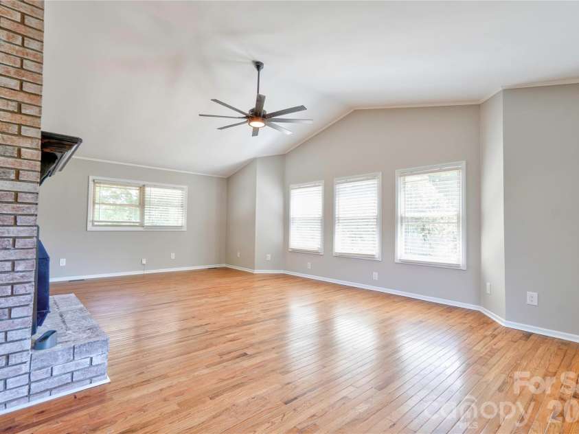 176 Knollwood Drive, Forest City, NC 28043.  MLS# CAR4372409, YatesRealty ID 13928. 