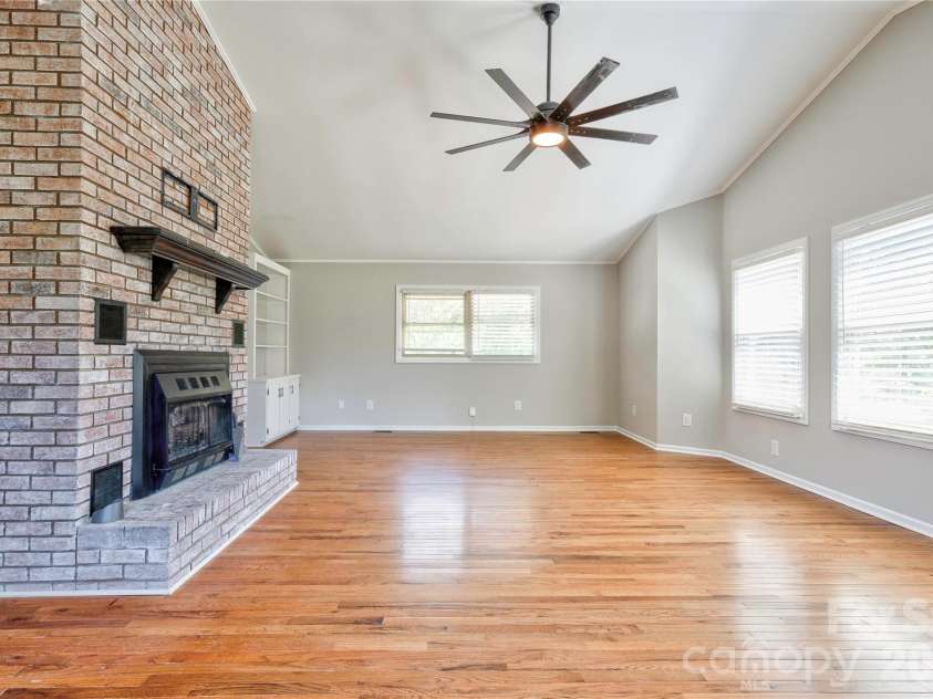 176 Knollwood Drive, Forest City, NC 28043.  MLS# CAR4372409, YatesRealty ID 13928. 