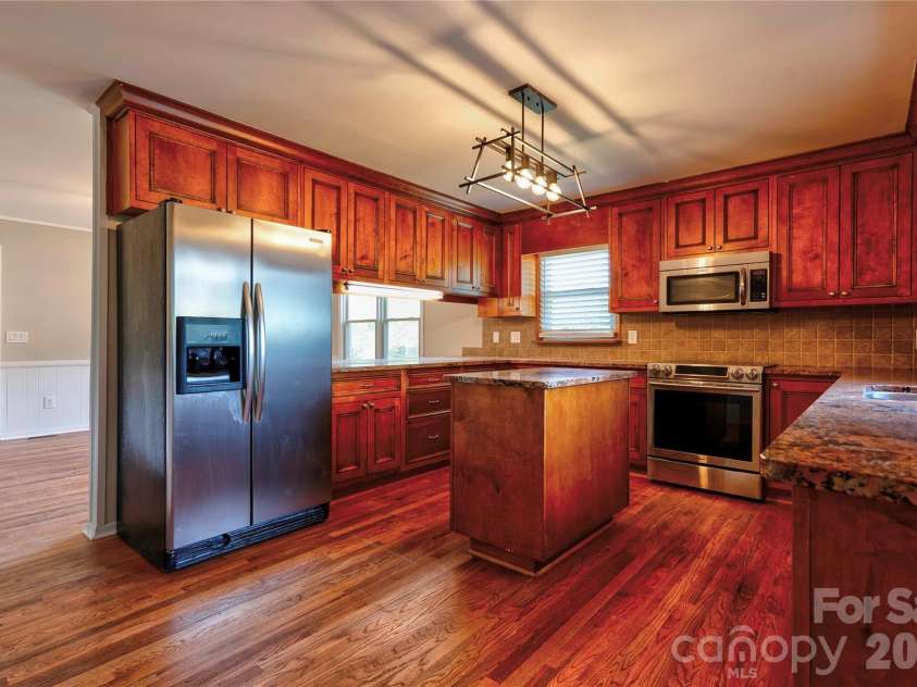 176 Knollwood Drive, Forest City, NC 28043.  MLS# CAR4372409, YatesRealty ID 13928. 