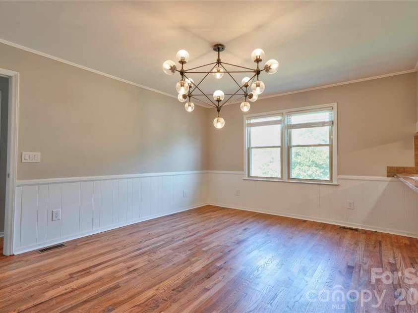 176 Knollwood Drive, Forest City, NC 28043.  MLS# CAR4372409, YatesRealty ID 13928. 
