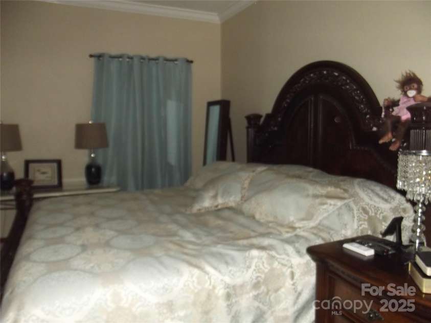 1502 Mulberry Ridge Drive, Newton, NC 28658.  MLS# CAR4252057, YatesRealty ID 13929. Master Bedroom