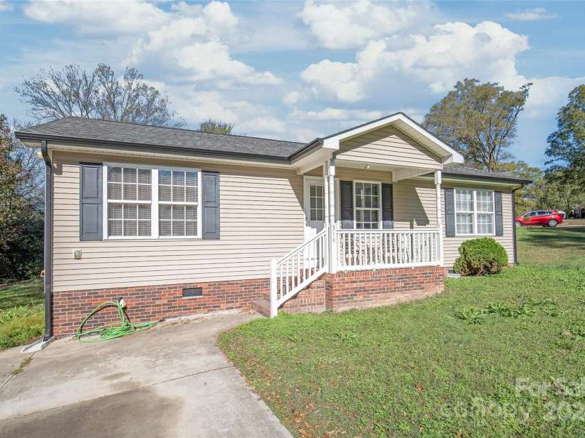 314 Echo Avenue, Kannapolis, NC 28081.  MLS# CAR4197797, YatesRealty ID 1393. 