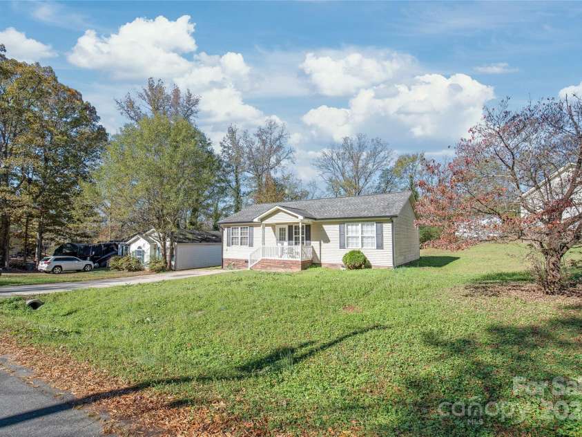 314 Echo Avenue, Kannapolis, NC 28081.  MLS# CAR4197797, YatesRealty ID 1393. 