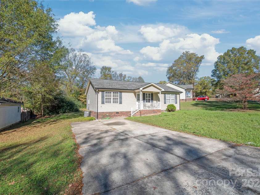 314 Echo Avenue, Kannapolis, NC 28081.  MLS# CAR4197797, YatesRealty ID 1393. 