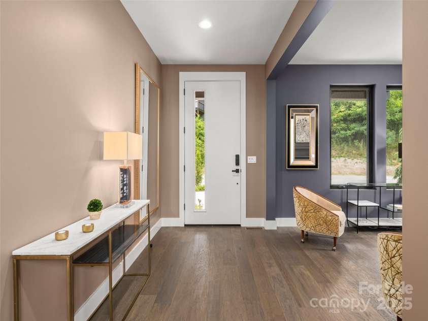 127 Rough Bark Trail, Asheville, NC 28806.  MLS# CAR4245561, YatesRealty ID 13930. 