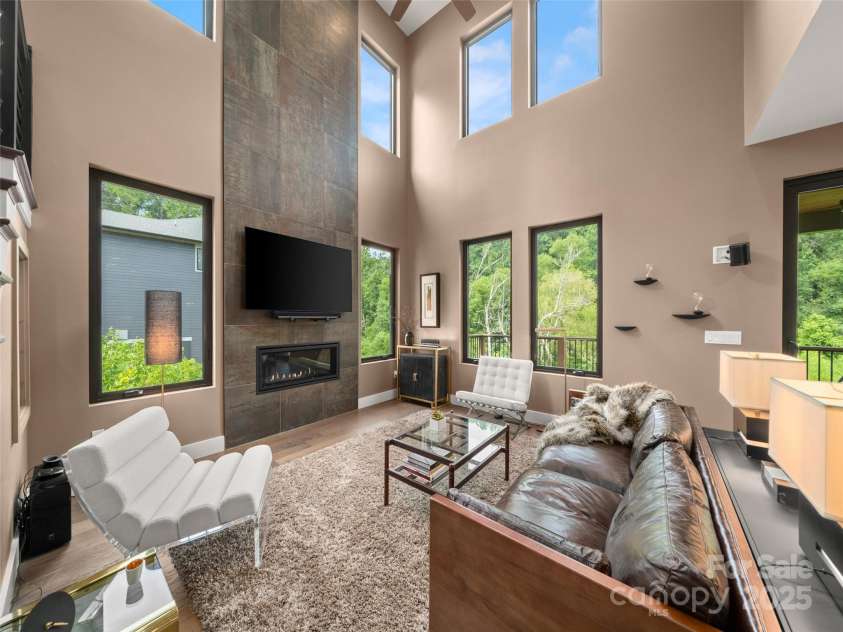 127 Rough Bark Trail, Asheville, NC 28806.  MLS# CAR4245561, YatesRealty ID 13930. 