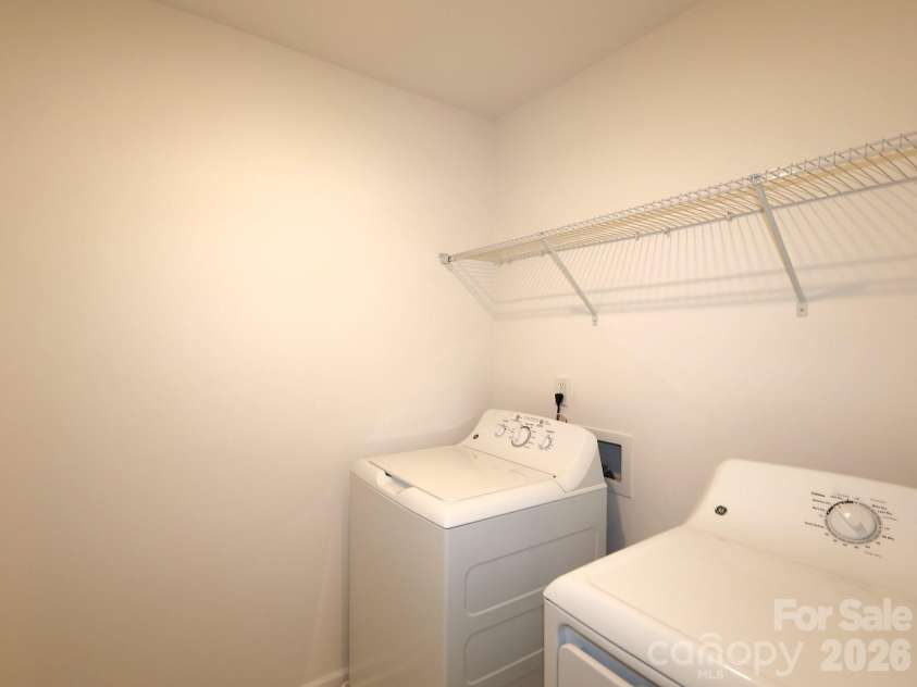 1489 Kate Cecil Way, York, SC 29745.  MLS# CAR4337157, YatesRealty ID 13931. Laundry room
