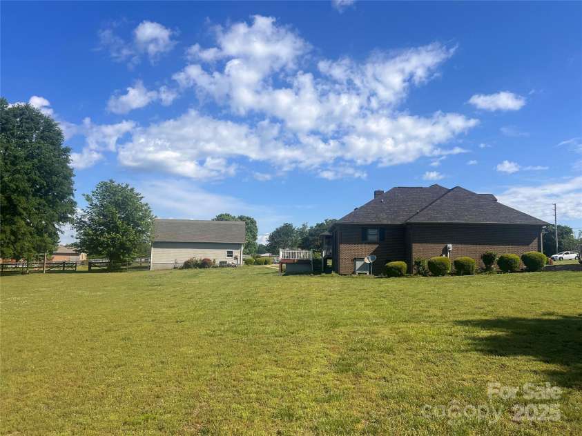 1351 Hardin Road, Dallas, NC 28034.  MLS# CAR4258208, YatesRealty ID 13932. 