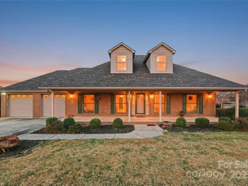 1351 Hardin Road, Dallas, NC 28034.  MLS# CAR4258208, YatesRealty ID 13932. 