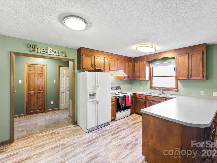 1351 Hardin Road, Dallas, NC 28034.  MLS# CAR4258208, YatesRealty ID 13932. Guest house