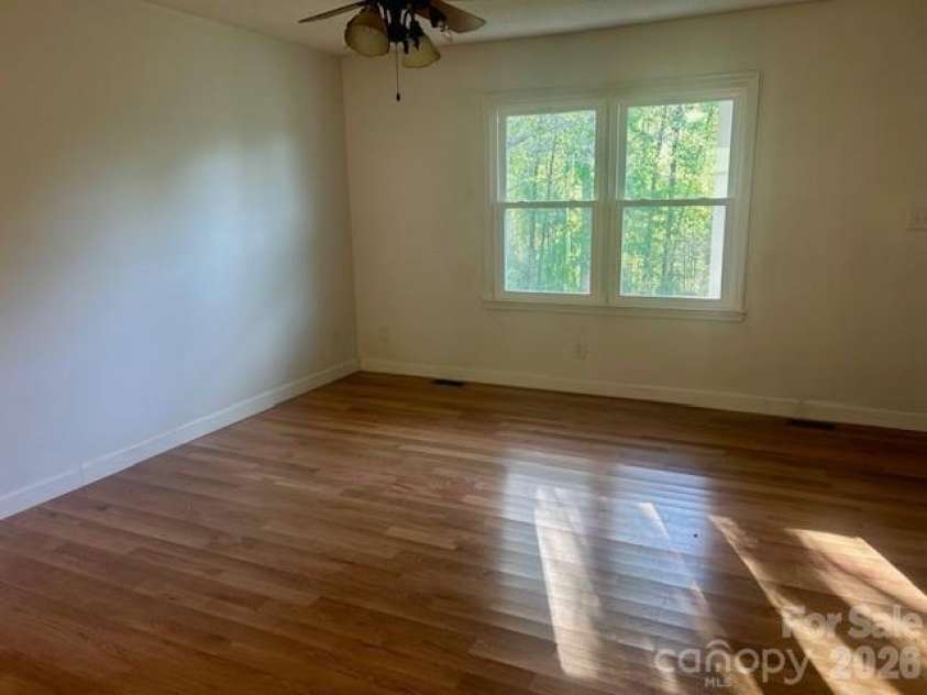 1375 Bradford Mountain Road, Lenoir, NC 28645.  MLS# CAR4244111, YatesRealty ID 13932. 