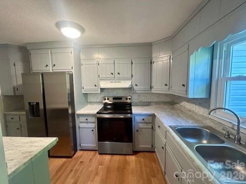 1375 Bradford Mountain Road, Lenoir, NC 28645.  MLS# CAR4244111, YatesRealty ID 13932. 