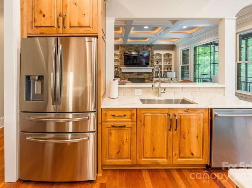 1260 Rittenhouse Lane, Rock Hill, SC 29732.  MLS# CAR4256811, YatesRealty ID 13933. 