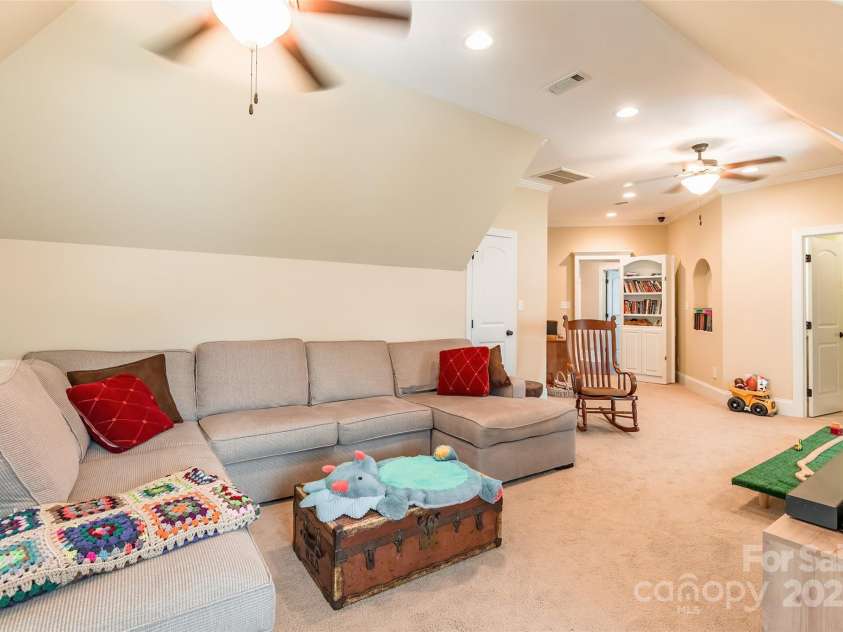 1260 Rittenhouse Lane, Rock Hill, SC 29732.  MLS# CAR4256811, YatesRealty ID 13933. 