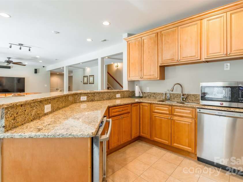 1260 Rittenhouse Lane, Rock Hill, SC 29732.  MLS# CAR4256811, YatesRealty ID 13933. 