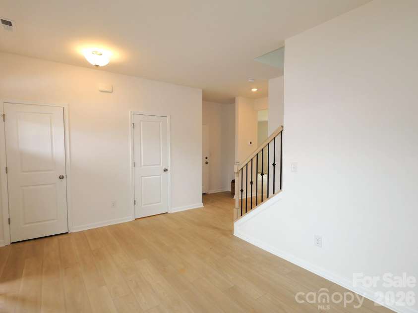 1753 Boulder Ridge Drive, Gastonia, NC 28052.  MLS# CAR4347070, YatesRealty ID 13934. Foyer