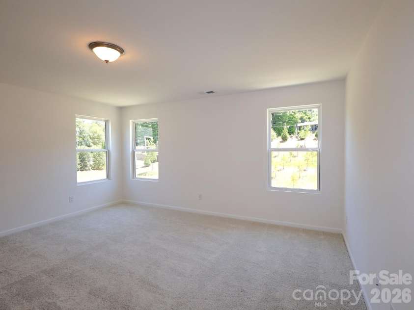 1753 Boulder Ridge Drive, Gastonia, NC 28052.  MLS# CAR4347070, YatesRealty ID 13934. Owner's suite