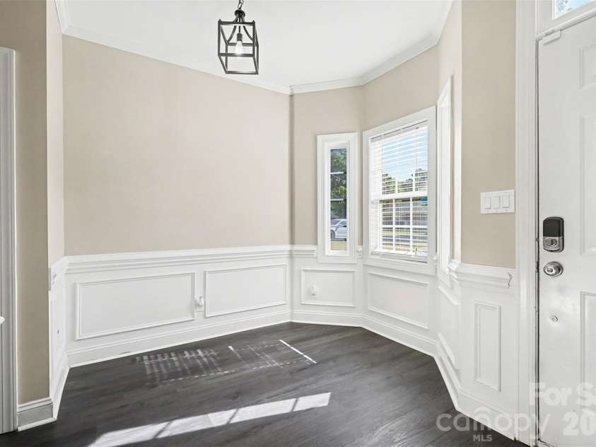 1079 Laurel Lane, Gastonia, NC 28054.  MLS# CAR4360052, YatesRealty ID 13935. 