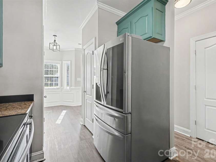 1079 Laurel Lane, Gastonia, NC 28054.  MLS# CAR4360052, YatesRealty ID 13935. 