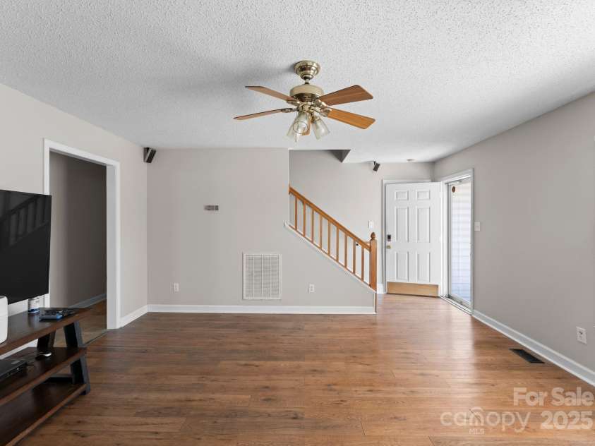 238 Lippard Springs Circle, Statesville, NC 28677.  MLS# CAR4240336, YatesRealty ID 13935. 