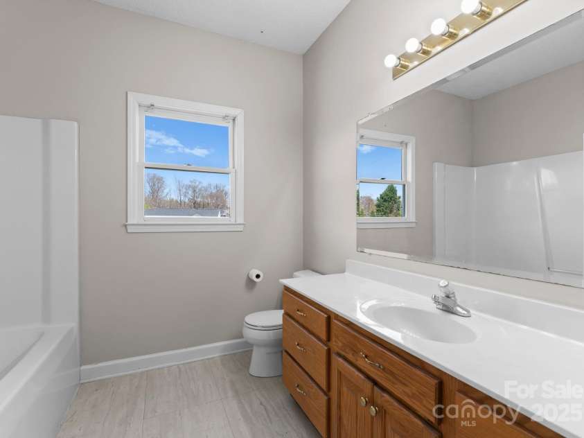 238 Lippard Springs Circle, Statesville, NC 28677.  MLS# CAR4240336, YatesRealty ID 13935. 