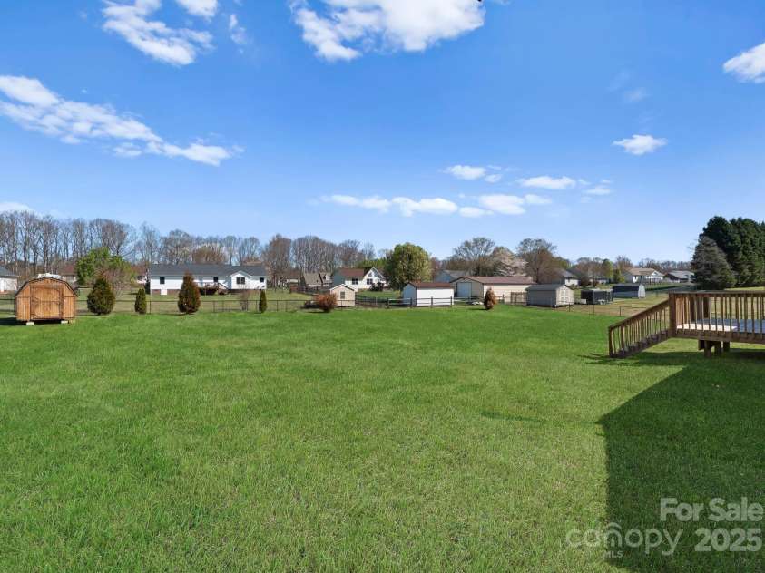 238 Lippard Springs Circle, Statesville, NC 28677.  MLS# CAR4240336, YatesRealty ID 13935. 