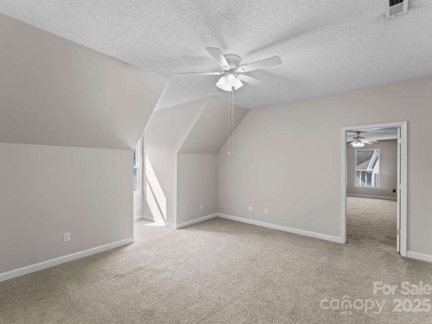 238 Lippard Springs Circle, Statesville, NC 28677.  MLS# CAR4240336, YatesRealty ID 13935. Bed 3