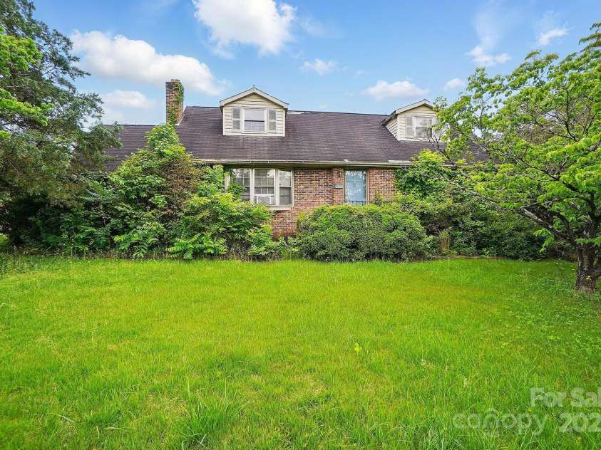 2505 Charlotte Highway, Fort Mill, SC 29707.  MLS# CAR4257984, YatesRealty ID 13936. 