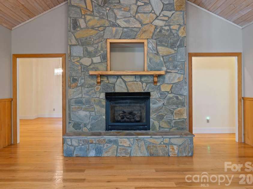 36 Macedonia West Drive, Saluda, NC 28773.  MLS# CAR4293153, YatesRealty ID 13938. 