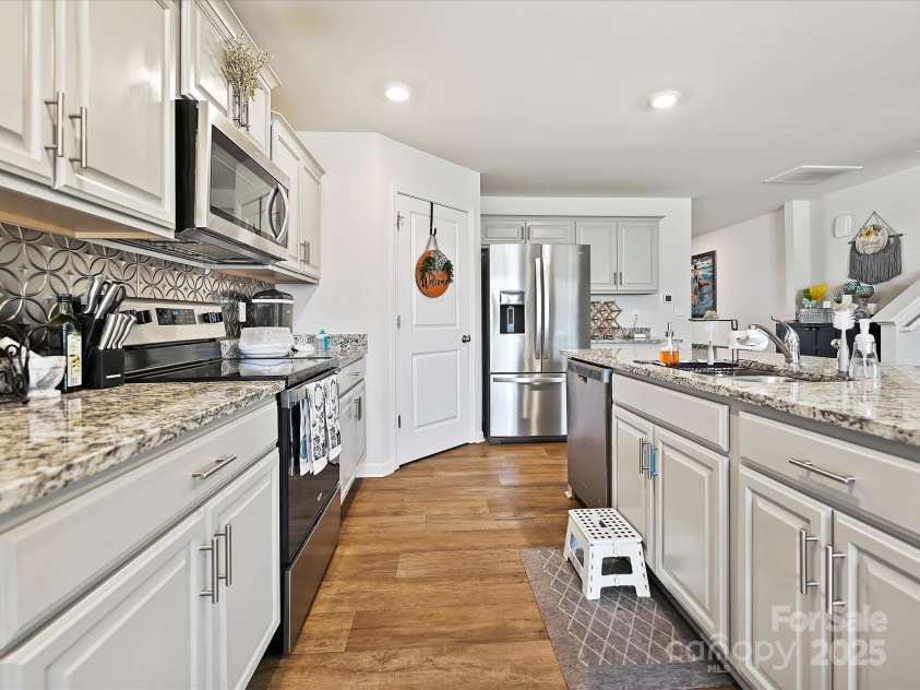 479 Daniel Drive, Lexington, NC 27295.  MLS# CAR4245849, YatesRealty ID 13938. 