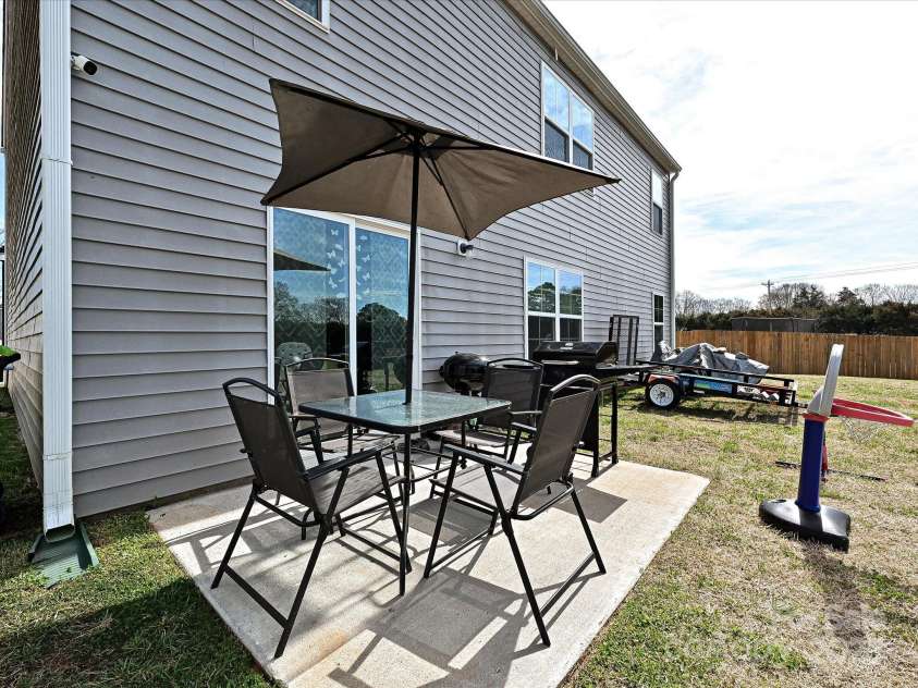 479 Daniel Drive, Lexington, NC 27295.  MLS# CAR4245849, YatesRealty ID 13938. 