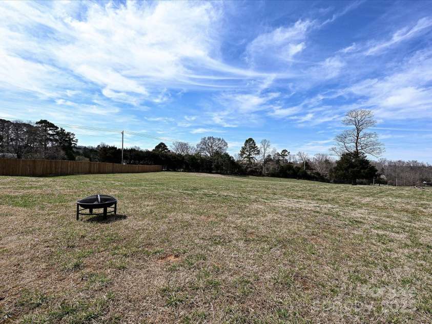 479 Daniel Drive, Lexington, NC 27295.  MLS# CAR4245849, YatesRealty ID 13938. 