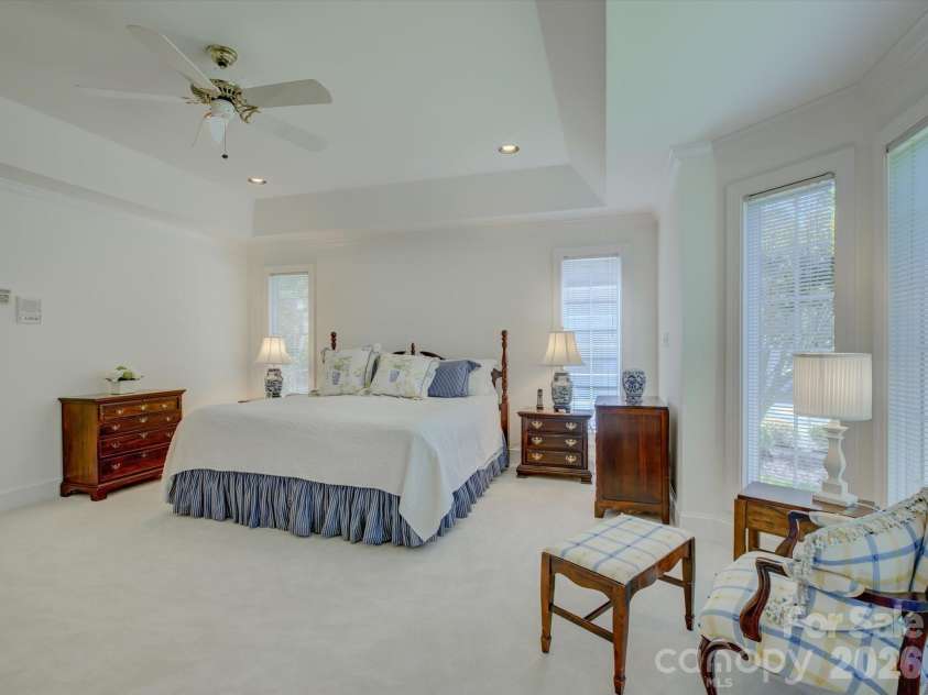 2980 Robinwood Road, Gastonia, NC 28054.  MLS# CAR4367984, YatesRealty ID 13939. 