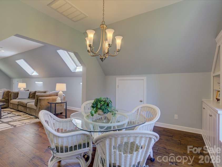 2980 Robinwood Road, Gastonia, NC 28054.  MLS# CAR4367984, YatesRealty ID 13939. 