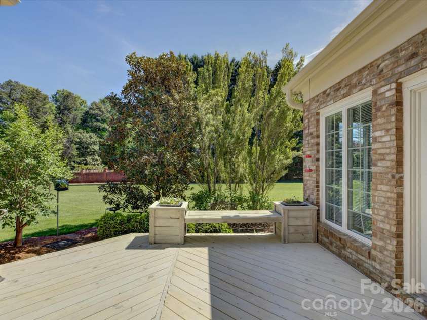 2980 Robinwood Road, Gastonia, NC 28054.  MLS# CAR4367984, YatesRealty ID 13939. 