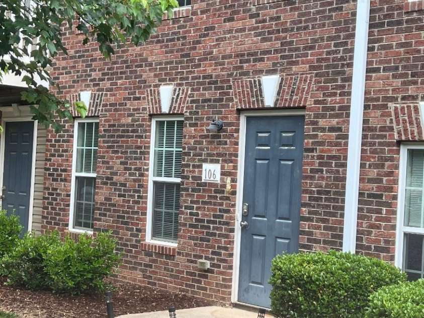 135 Locomotive Lane, Mooresville, NC 28115.  MLS# CAR4255367, YatesRealty ID 13942. 