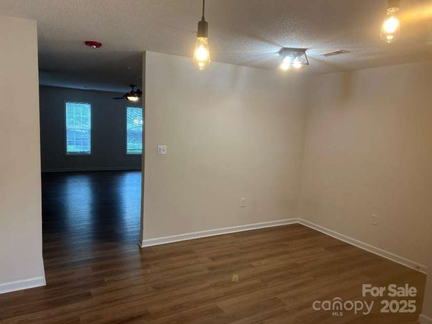 135 Locomotive Lane, Mooresville, NC 28115.  MLS# CAR4255367, YatesRealty ID 13942. 