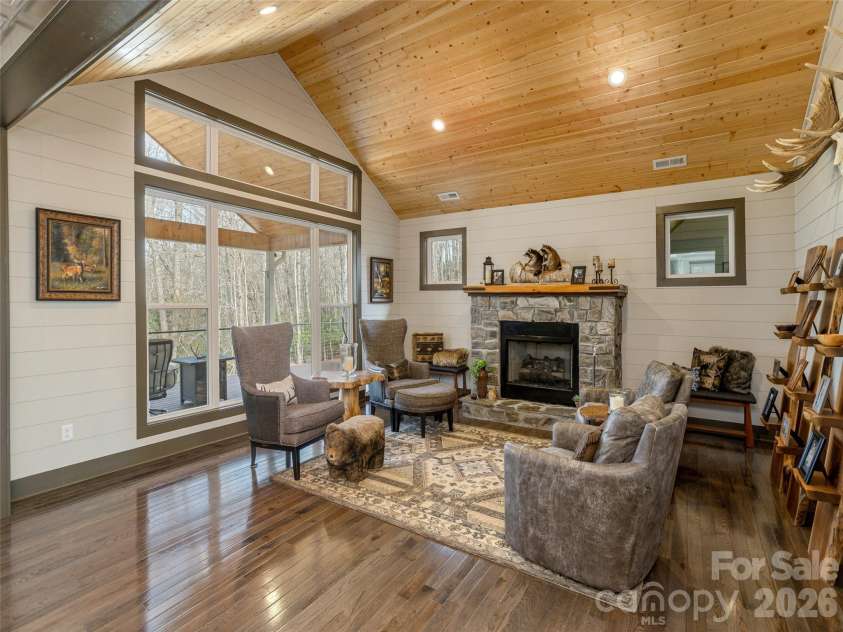 3753 Laurel Park Highway, Laurel Park, NC 28739.  MLS# CAR4358113, YatesRealty ID 13942. 