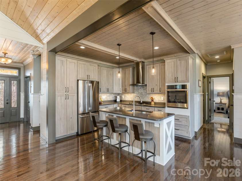 3753 Laurel Park Highway, Laurel Park, NC 28739.  MLS# CAR4358113, YatesRealty ID 13942. 