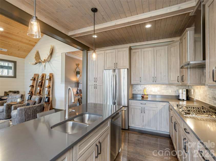 3753 Laurel Park Highway, Laurel Park, NC 28739.  MLS# CAR4358113, YatesRealty ID 13942. 