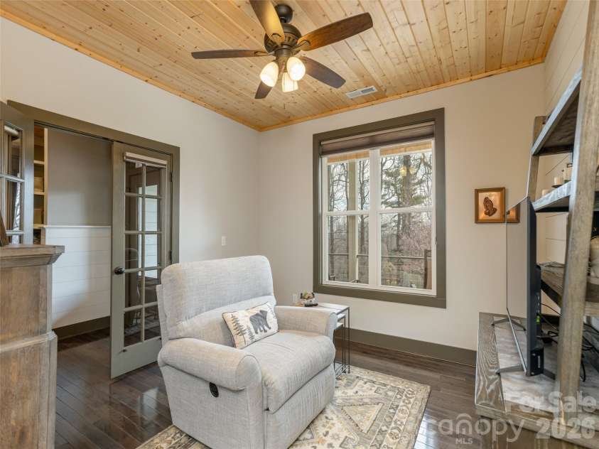 3753 Laurel Park Highway, Laurel Park, NC 28739.  MLS# CAR4358113, YatesRealty ID 13942. 