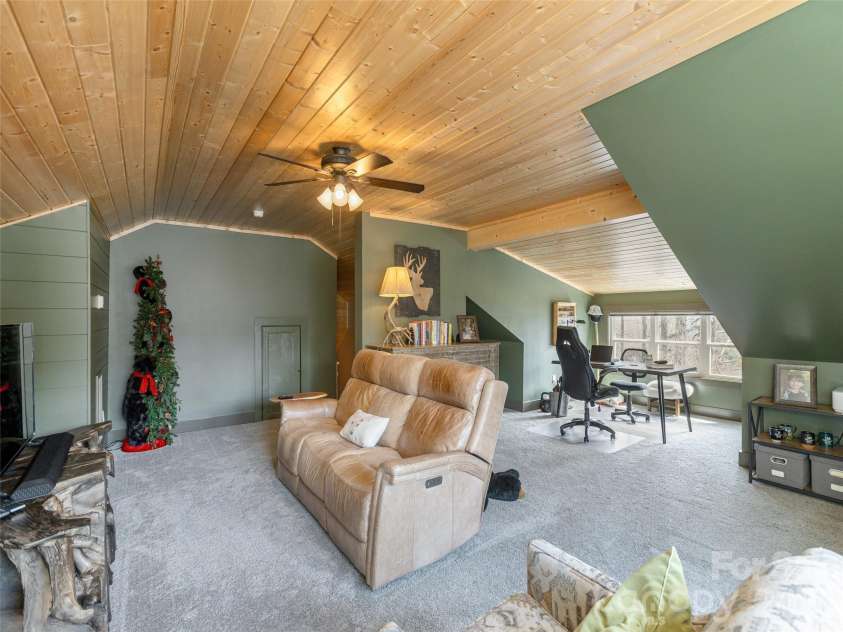 3753 Laurel Park Highway, Laurel Park, NC 28739.  MLS# CAR4358113, YatesRealty ID 13942. 