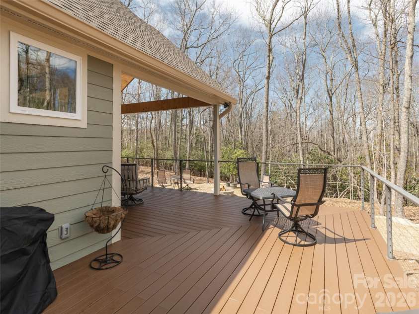 3753 Laurel Park Highway, Laurel Park, NC 28739.  MLS# CAR4358113, YatesRealty ID 13942. 