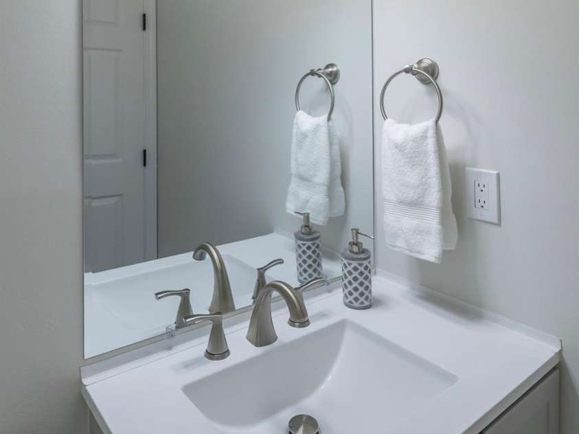 11508 Quiet Pine Court, Charlotte, NC 28273.  MLS# CAR4353436, YatesRealty ID 13943. Down Half