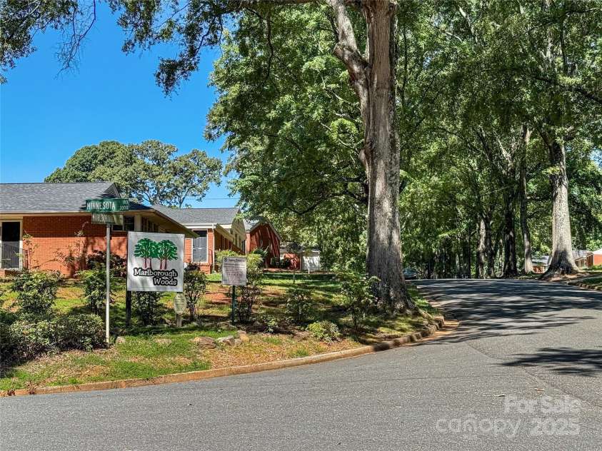 3109 Marlborough Road, Charlotte, NC 28208.  MLS# CAR4299311, YatesRealty ID 13945. 