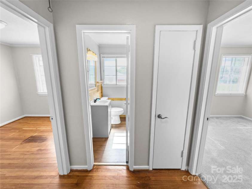 3109 Marlborough Road, Charlotte, NC 28208.  MLS# CAR4299311, YatesRealty ID 13945. 