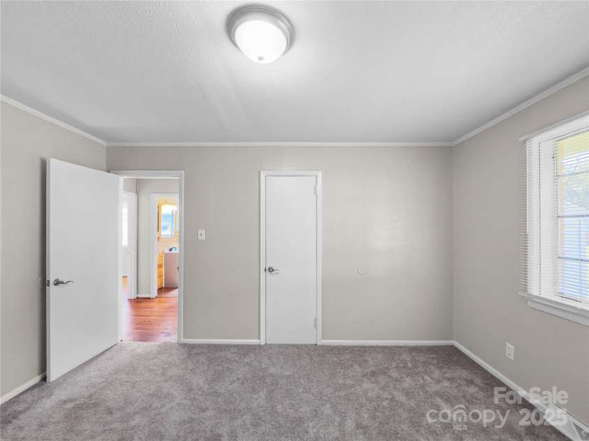 3109 Marlborough Road, Charlotte, NC 28208.  MLS# CAR4299311, YatesRealty ID 13945. 