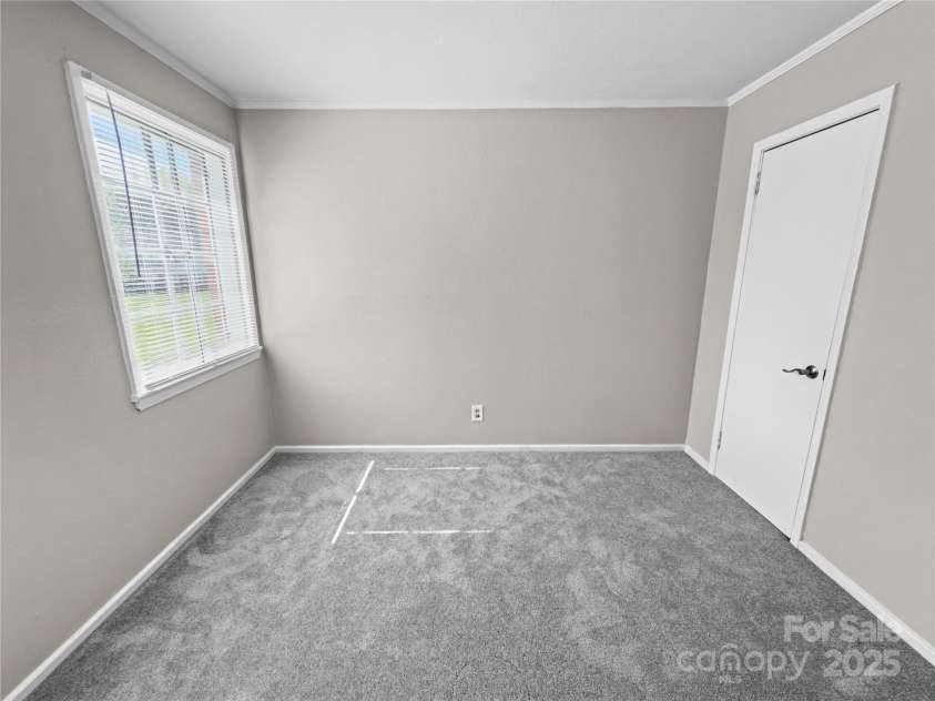 3109 Marlborough Road, Charlotte, NC 28208.  MLS# CAR4299311, YatesRealty ID 13945. 